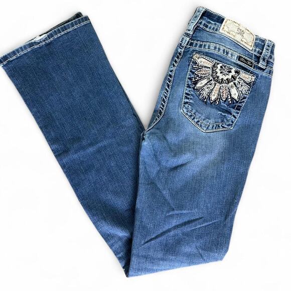 Miss Me Size 30 Blue Chloe Bootcut Jeans with Sunflower Embroidered Pockets - Picture 2 of 6